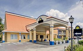 Zen Living Suites Extended Stay - Jacksonville - University Blvd